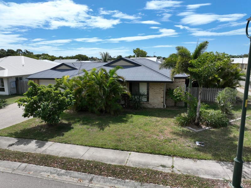 38 Stuart Tooth Dr, Bowen QLD 4805