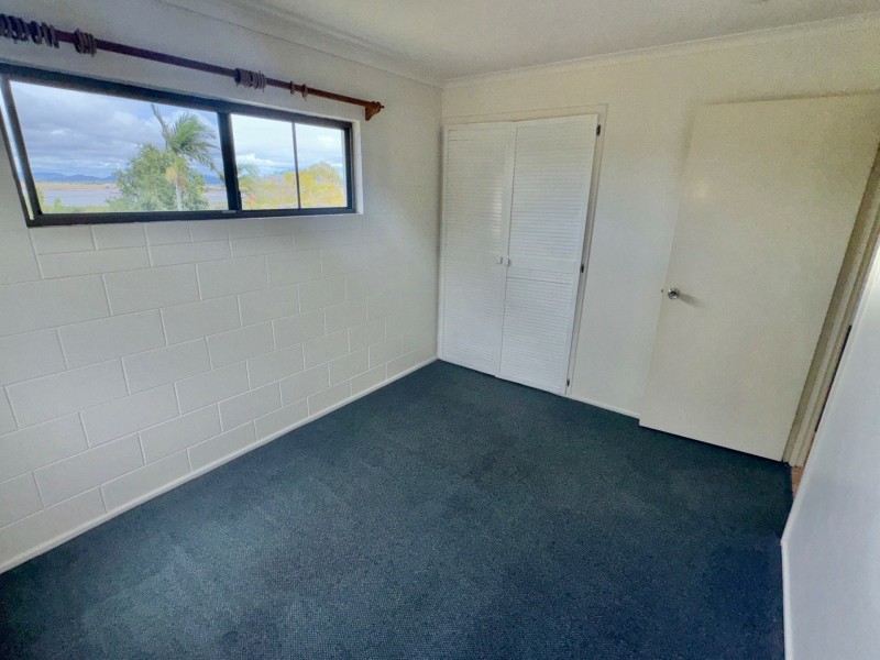 77 Poole Street, Bowen QLD 4805