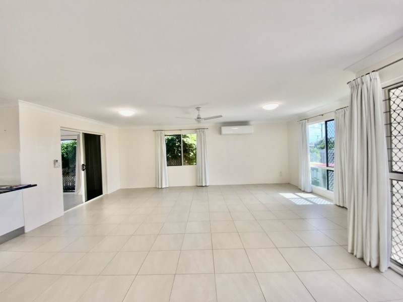 11-17 Rodney Street, Bowen QLD 4805