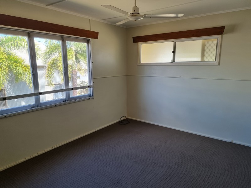 4 Brisbane Street, Bowen QLD 4805