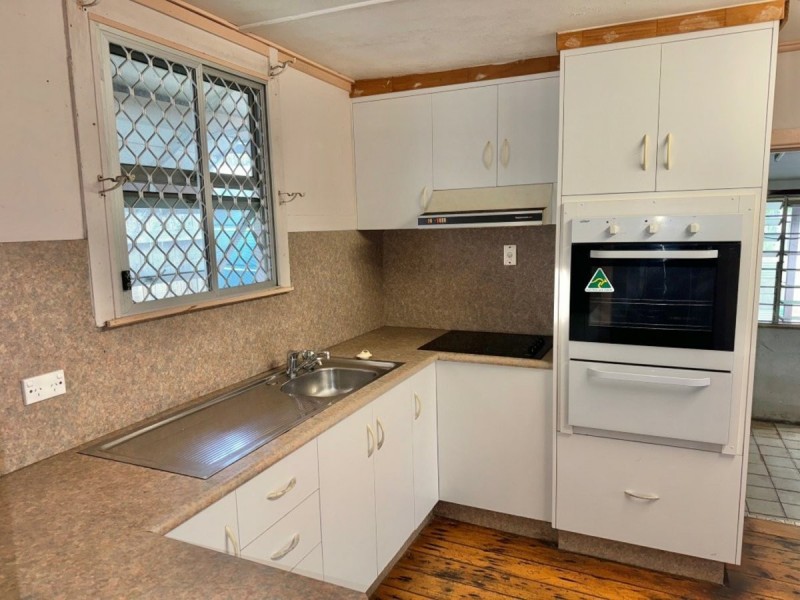 13 Leichhardt Lane, Bowen QLD 4805