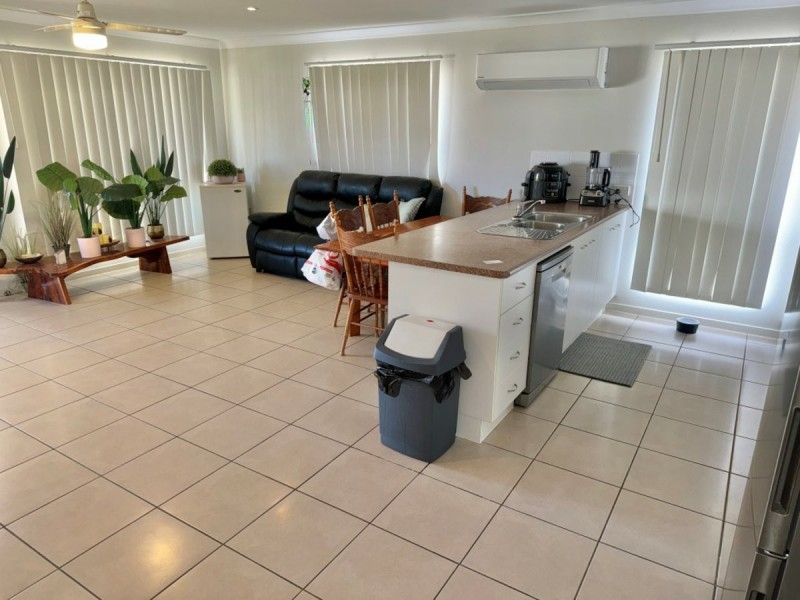 7 Oak crescent, Bowen QLD 4805