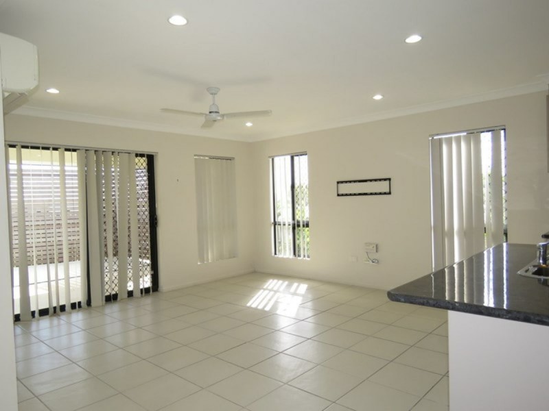 16 Sunshine Court, Bowen QLD 4805