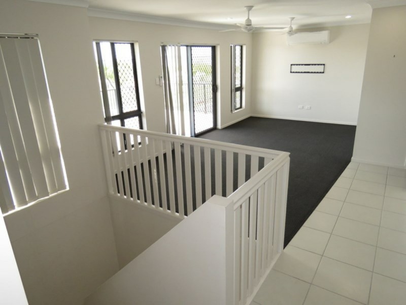 16 Sunshine Court, Bowen QLD 4805