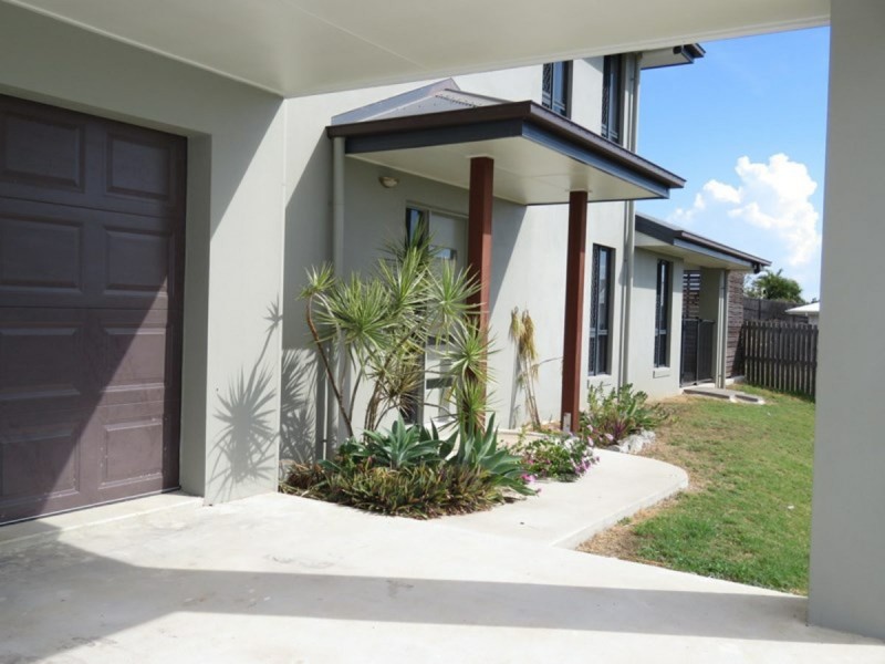 16 Sunshine Court, Bowen QLD 4805