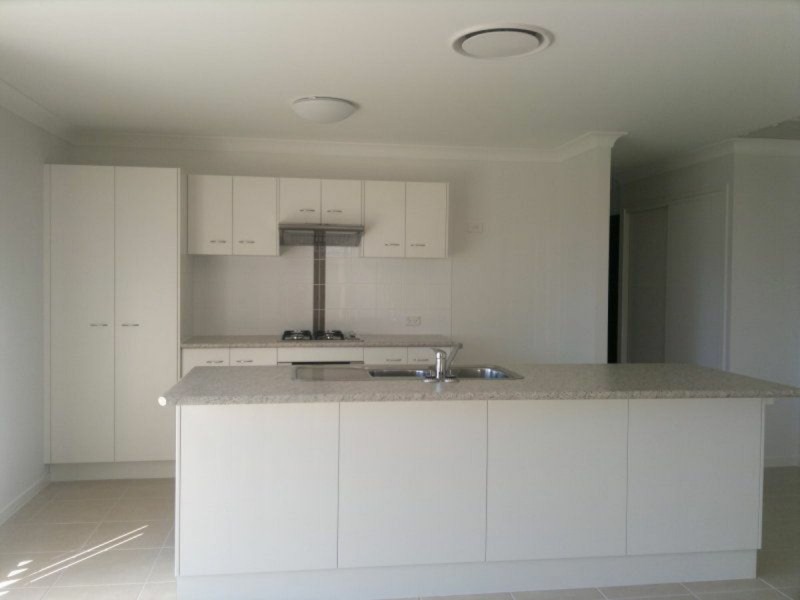 13 Cowrie Street, Bowen QLD 4805