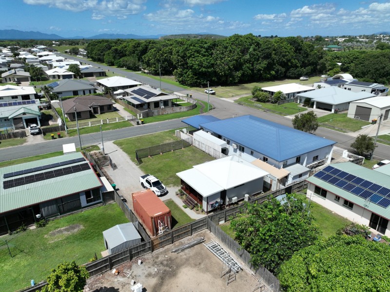 33 Emmerson Drive, Bowen QLD 4805