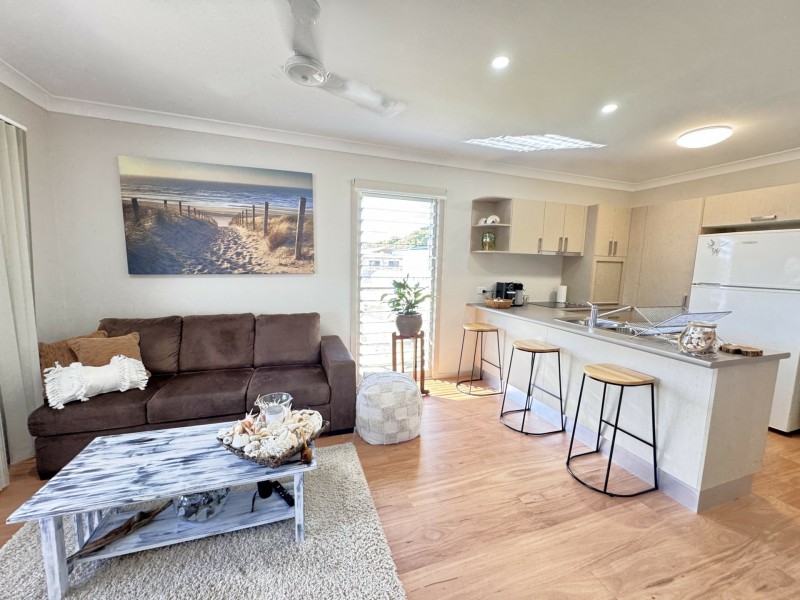 33 Emmerson Drive, Bowen QLD 4805
