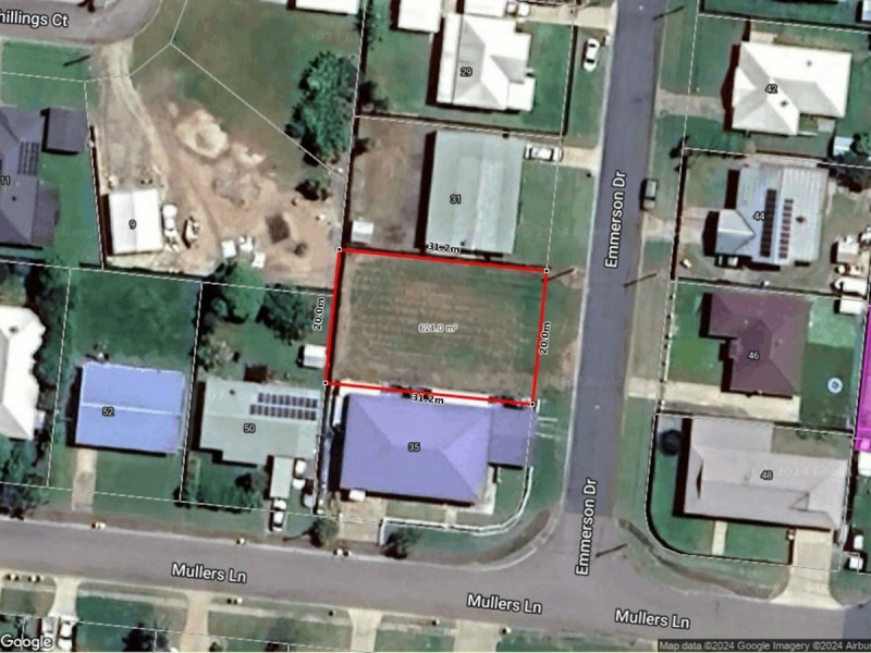 33 Emmerson Drive, Bowen QLD 4805