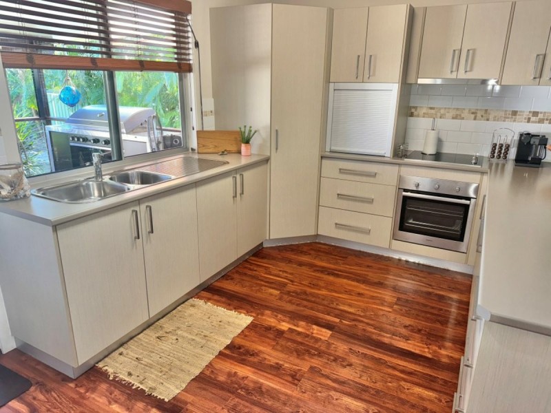 45 Creek Street, Bowen QLD 4805