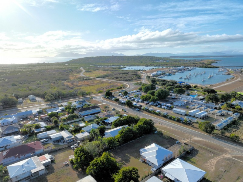 12 Dalrymple Street, Bowen QLD 4805