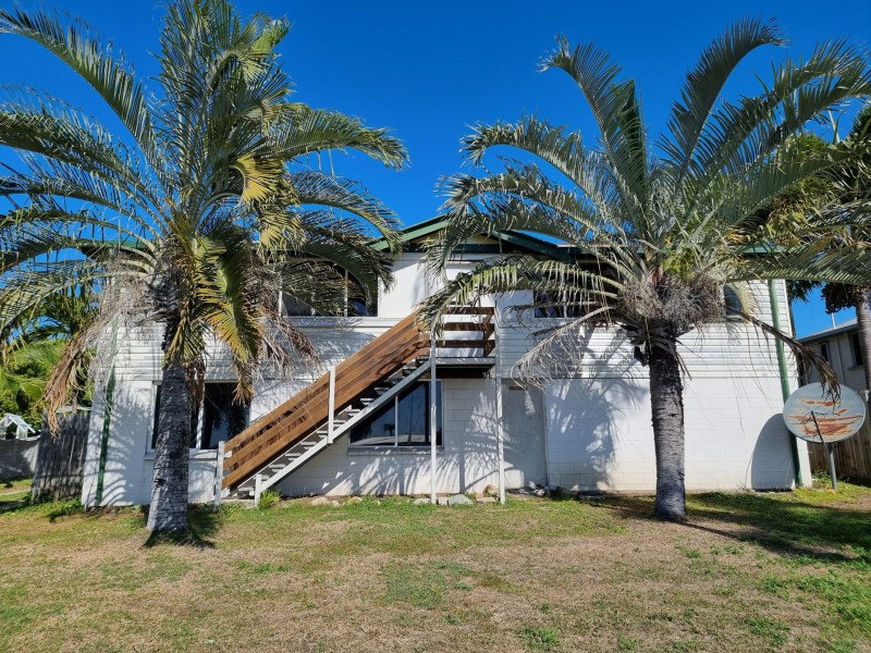 29 Livingstone Street, Bowen QLD 4805