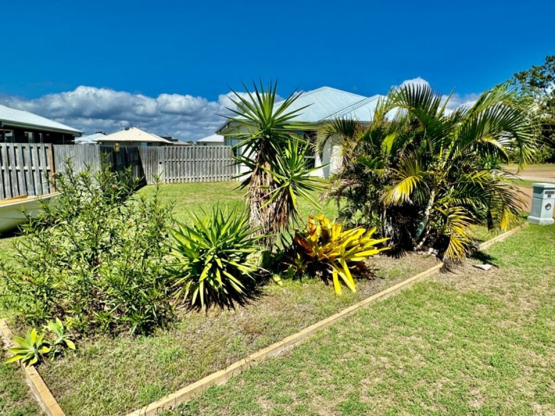 13 Hamilton Street, Bowen QLD 4805