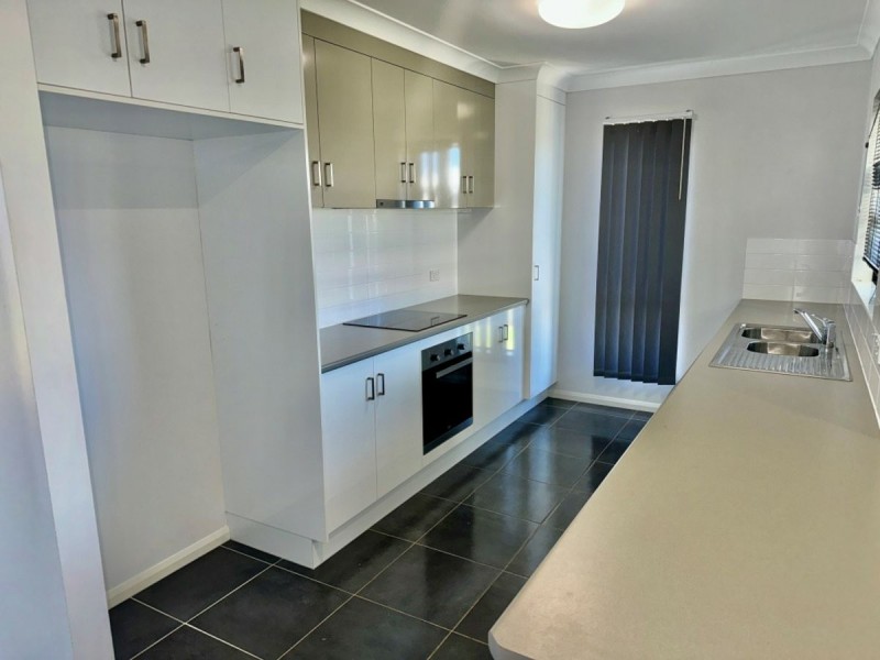 13 Hamilton Street, Bowen QLD 4805