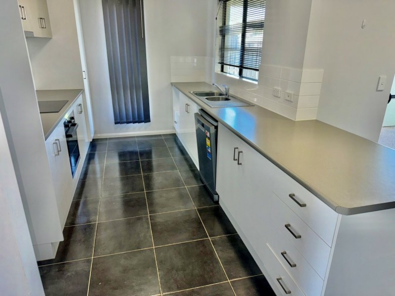13 Hamilton Street, Bowen QLD 4805