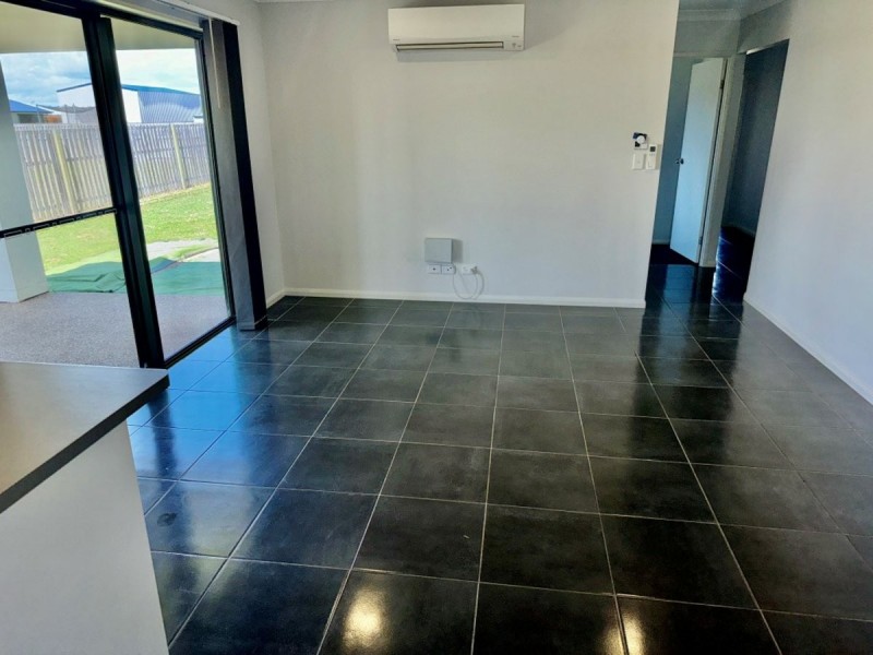 13 Hamilton Street, Bowen QLD 4805