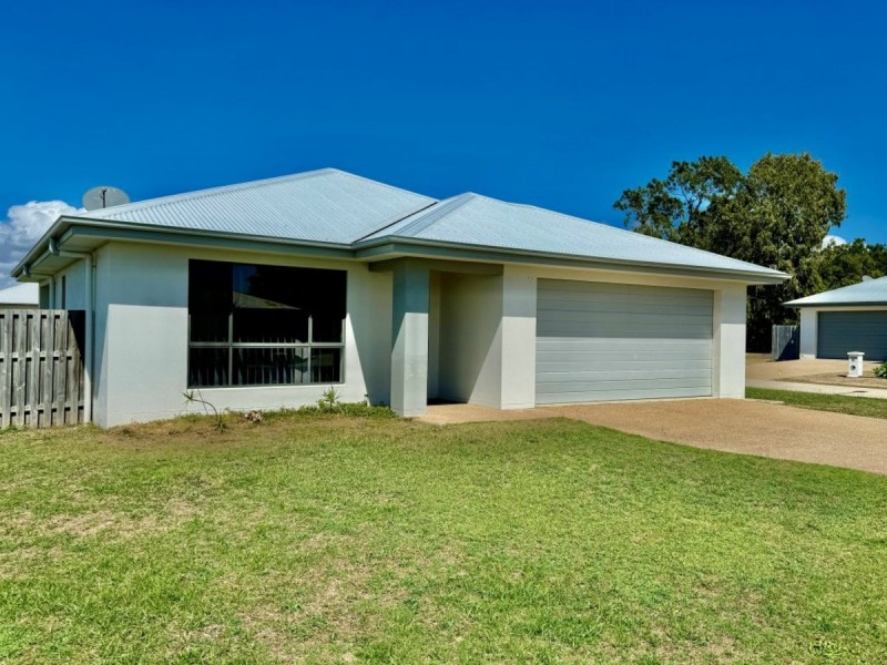 13 Hamilton Street, Bowen QLD 4805