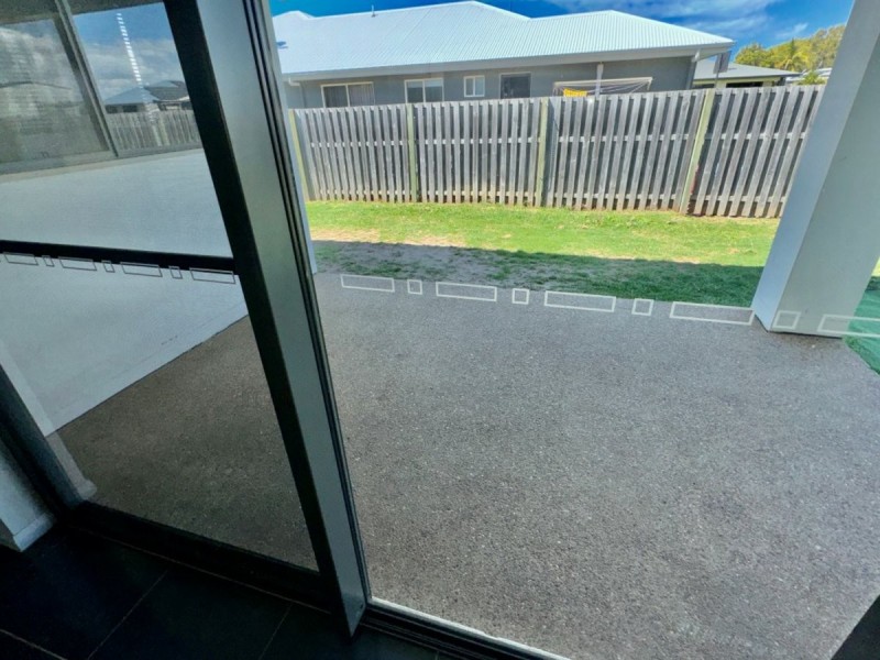 13 Hamilton Street, Bowen QLD 4805