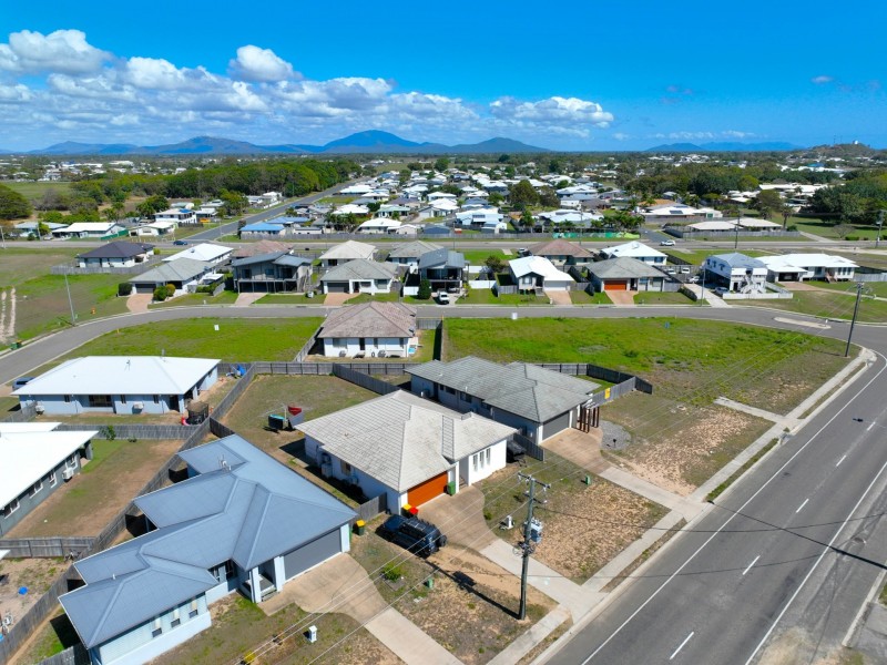 155 Queens Road, Bowen QLD 4805