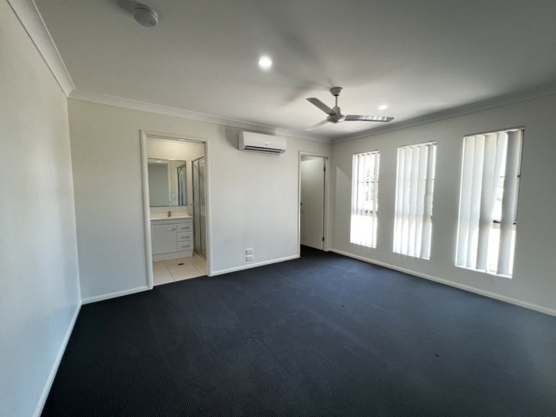 155 Queens Road, Bowen QLD 4805