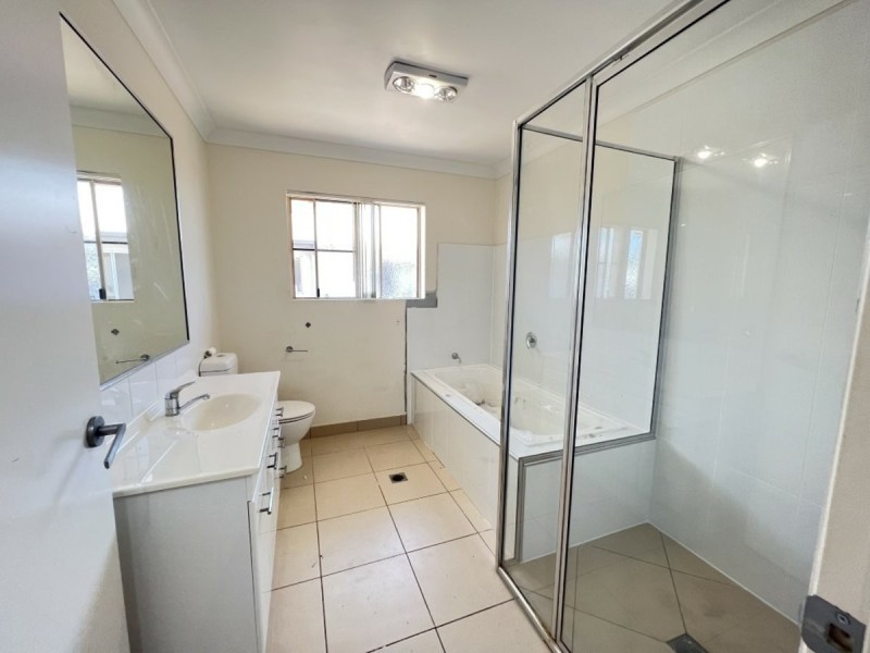 155 Queens Road, Bowen QLD 4805