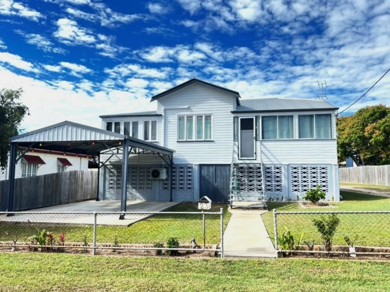 23 Kennedy Street, Bowen QLD 4805