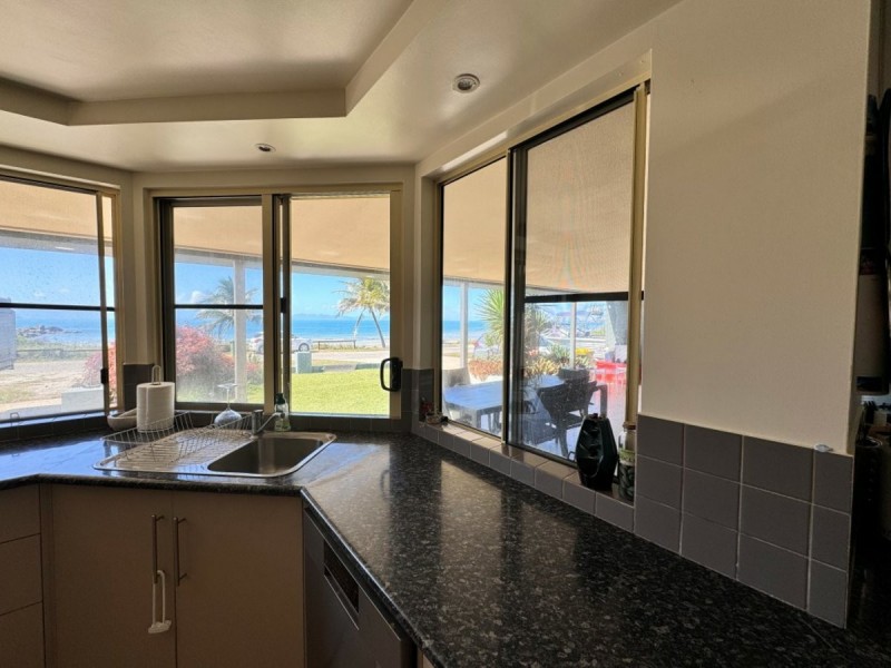17 Bluewater Parade, Bowen QLD 4805