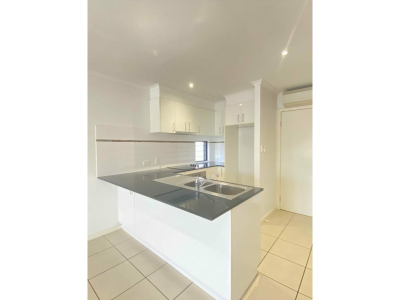 Unit 2/74a Powell Street, Bowen QLD 4805