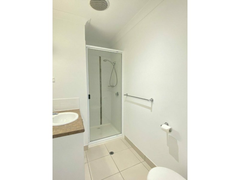 Unit 2/74a Powell Street, Bowen QLD 4805