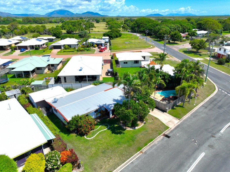 77 Tracey Street, Bowen QLD 4805