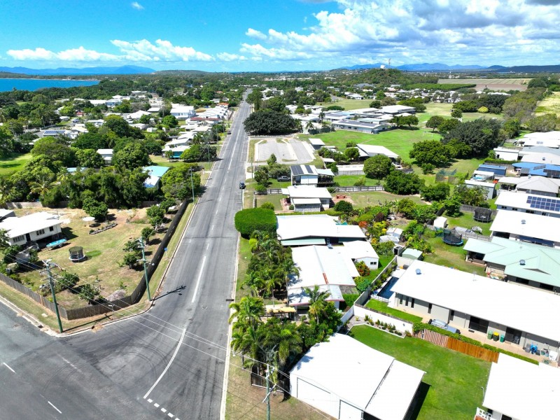 77 Tracey Street, Bowen QLD 4805
