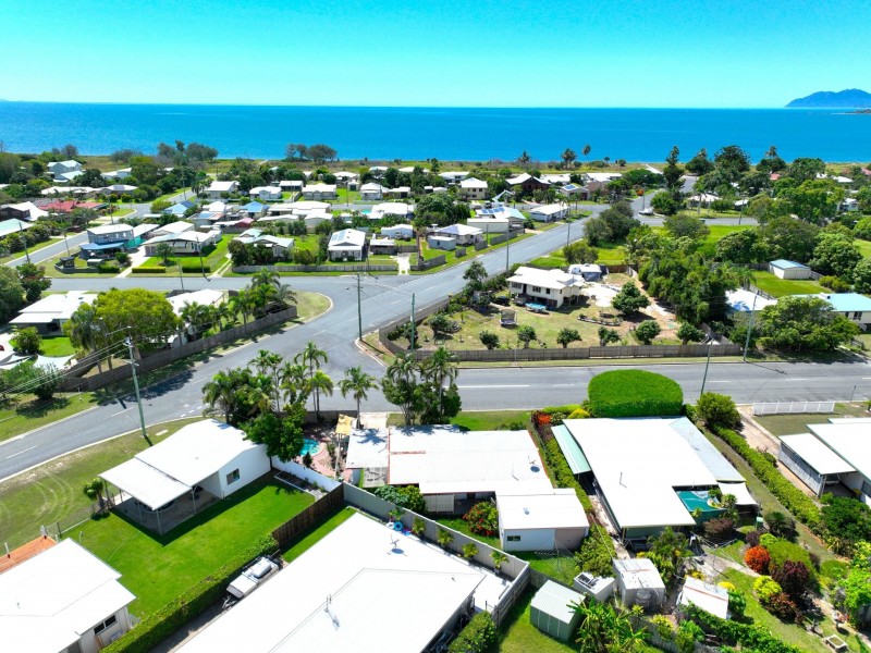 77 Tracey Street, Bowen QLD 4805