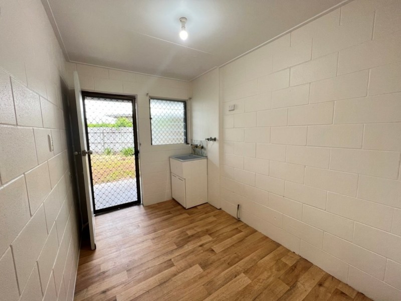 77 Tracey Street, Bowen QLD 4805