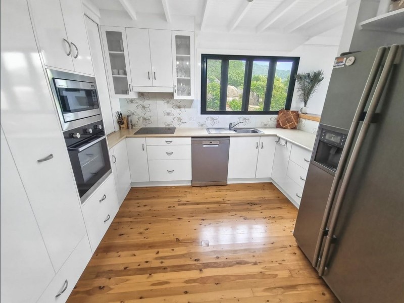 11 Banyan Drive, Bowen QLD 4805