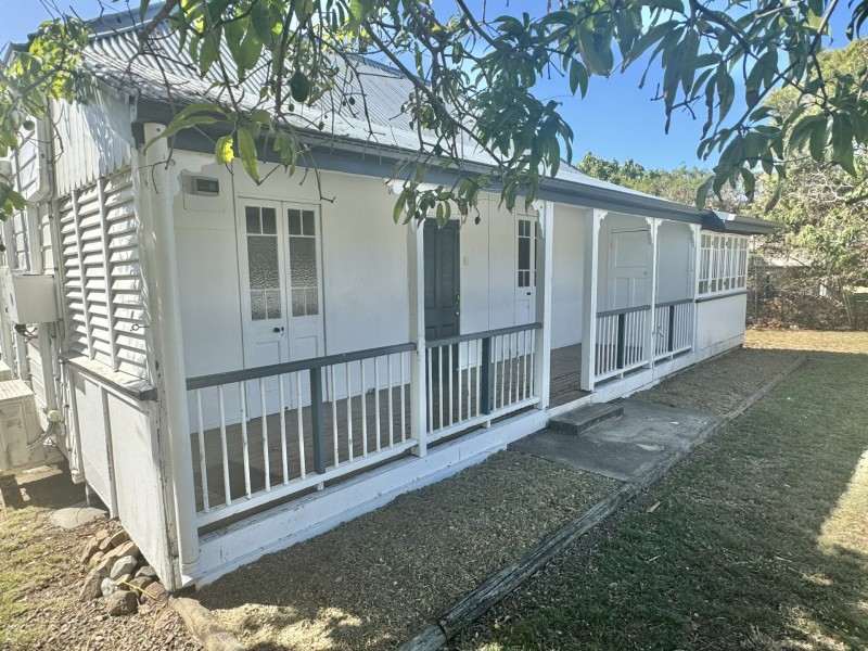 60 Livingstone Street, Bowen QLD 4805