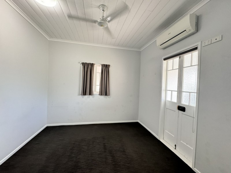 60 Livingstone Street, Bowen QLD 4805