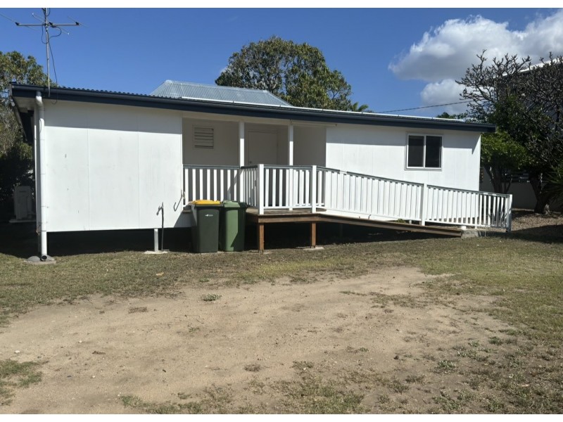 60 Livingstone Street, Bowen QLD 4805