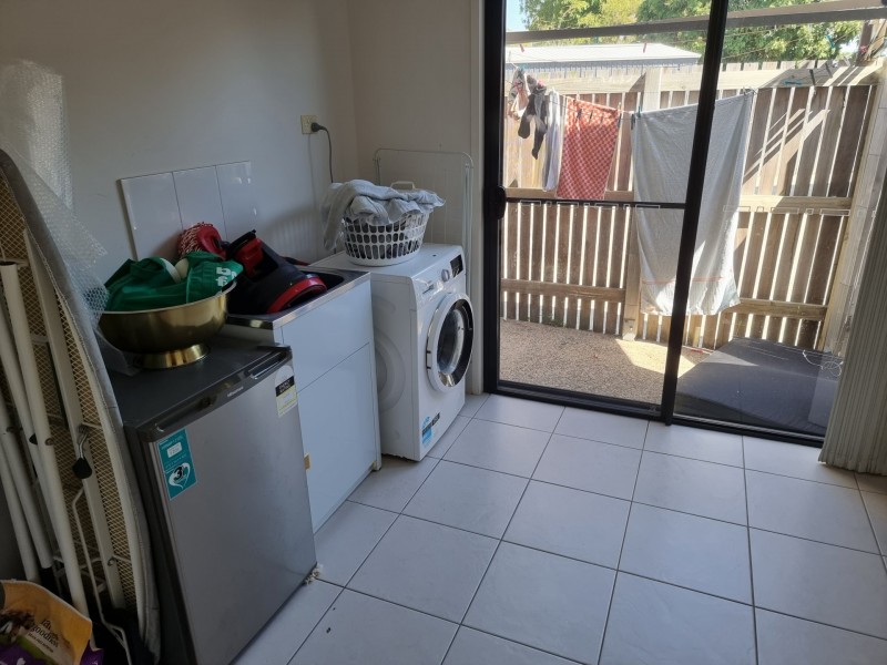 1, 11 Field Street, Bowen QLD 4805