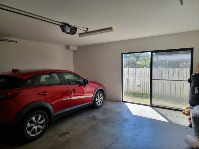 1, 11 Field Street, Bowen QLD 4805