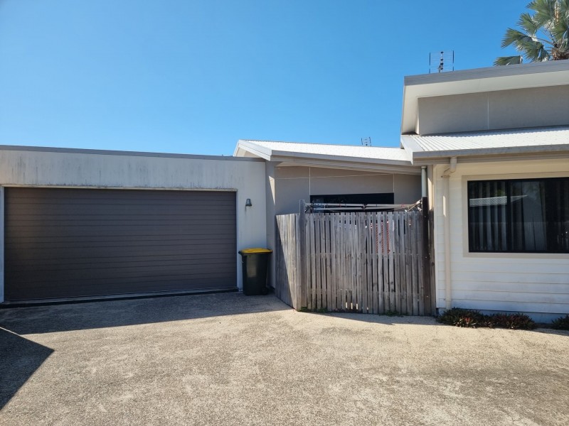 1, 11 Field Street, Bowen QLD 4805