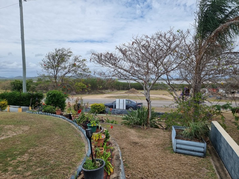 3 Bull Crescent, Bowen QLD 4805