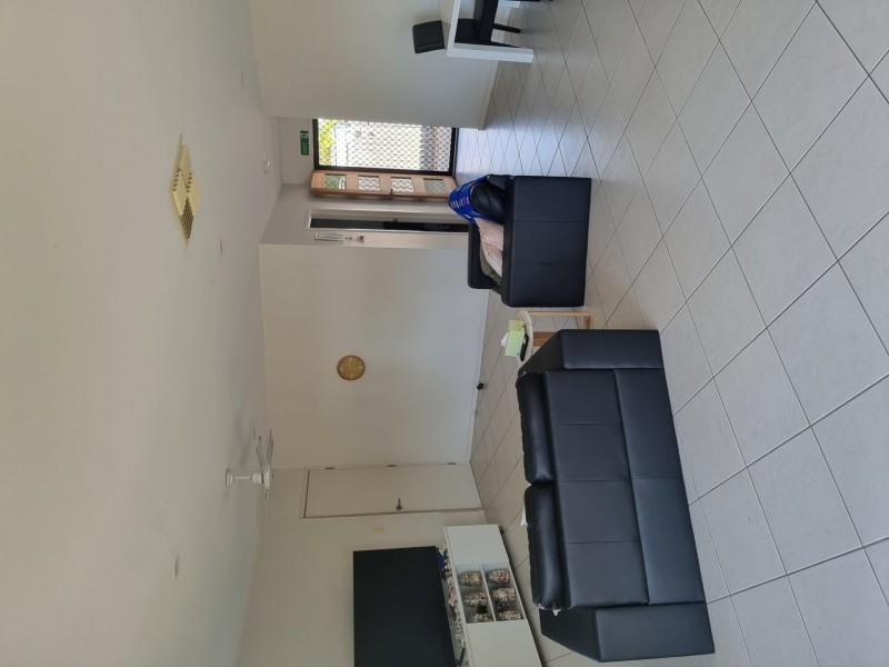 2, 11 Field Street, Bowen QLD 4805