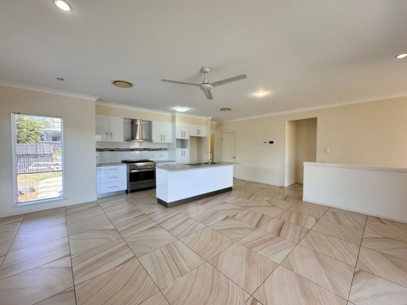 66 Ocean View Drive, Bowen QLD 4805
