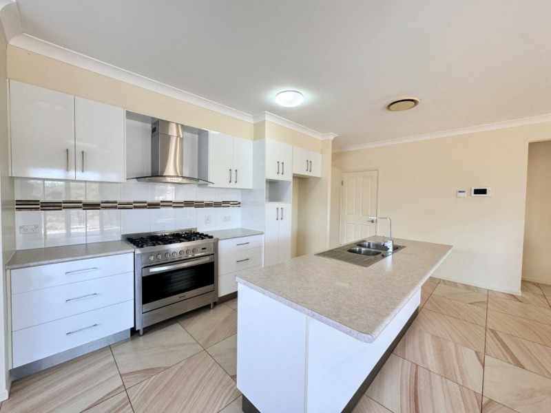 66 Ocean View Drive, Bowen QLD 4805