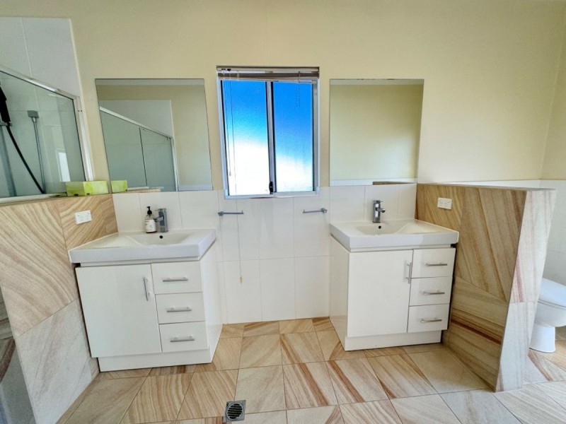 66 Ocean View Drive, Bowen QLD 4805