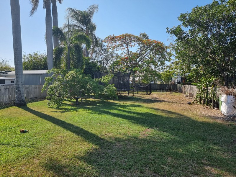 24 Dalrymple St, Bowen QLD 4805
