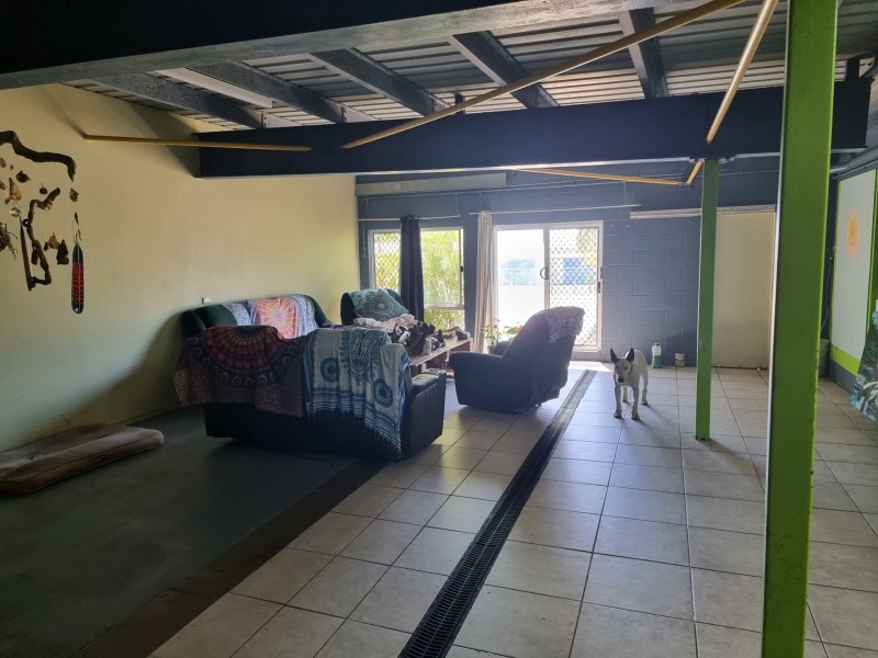 2A Hay Street, Bowen QLD 4805