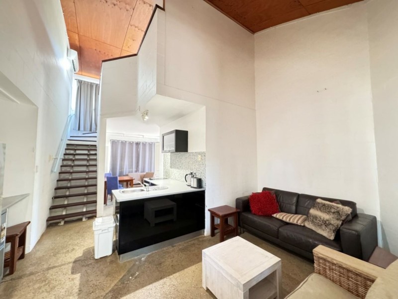 4/8 Pandanus Street, Bowen QLD 4805