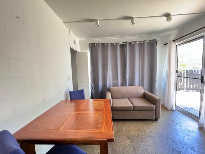 4/8 Pandanus Street, Bowen QLD 4805