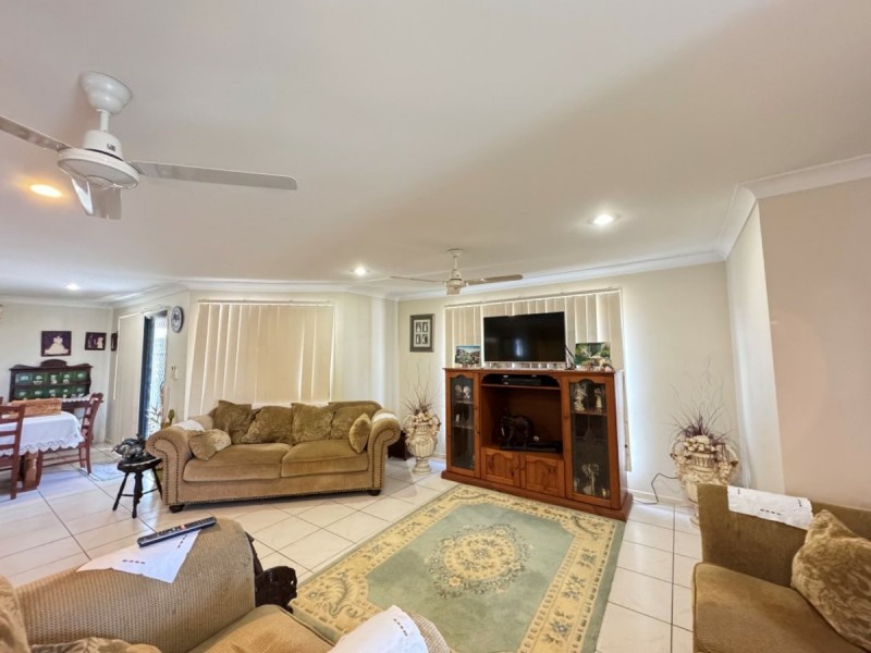 12 Summer Place, Bowen QLD 4805
